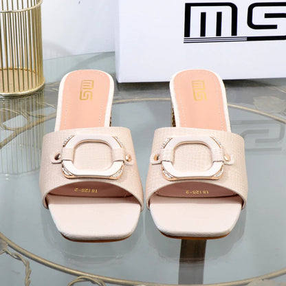 Classic Vintage Sandals with a Flattering Fit
