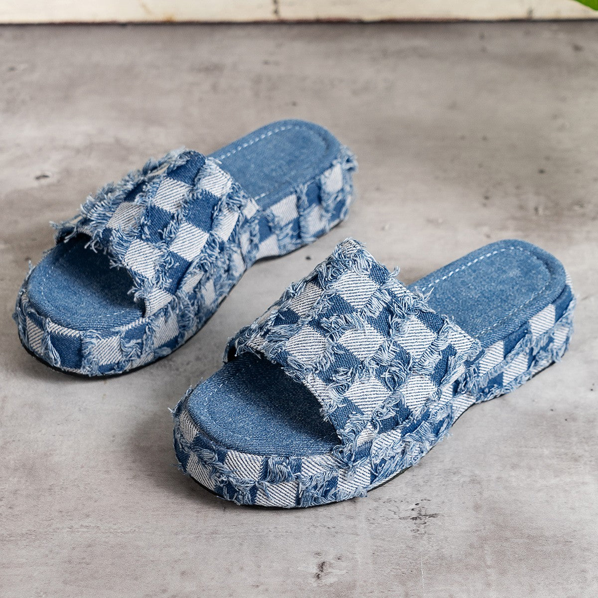 Polished Sandals with an Effortless Classic Look