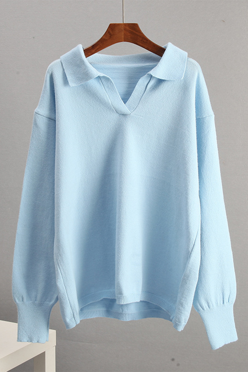 Effortlessly Elegant Sweater with a Timeless Design