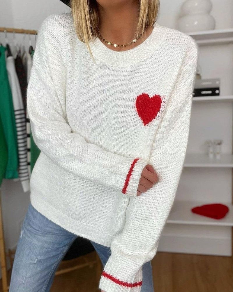 Effortlessly Elegant Sweater with a Timeless Design