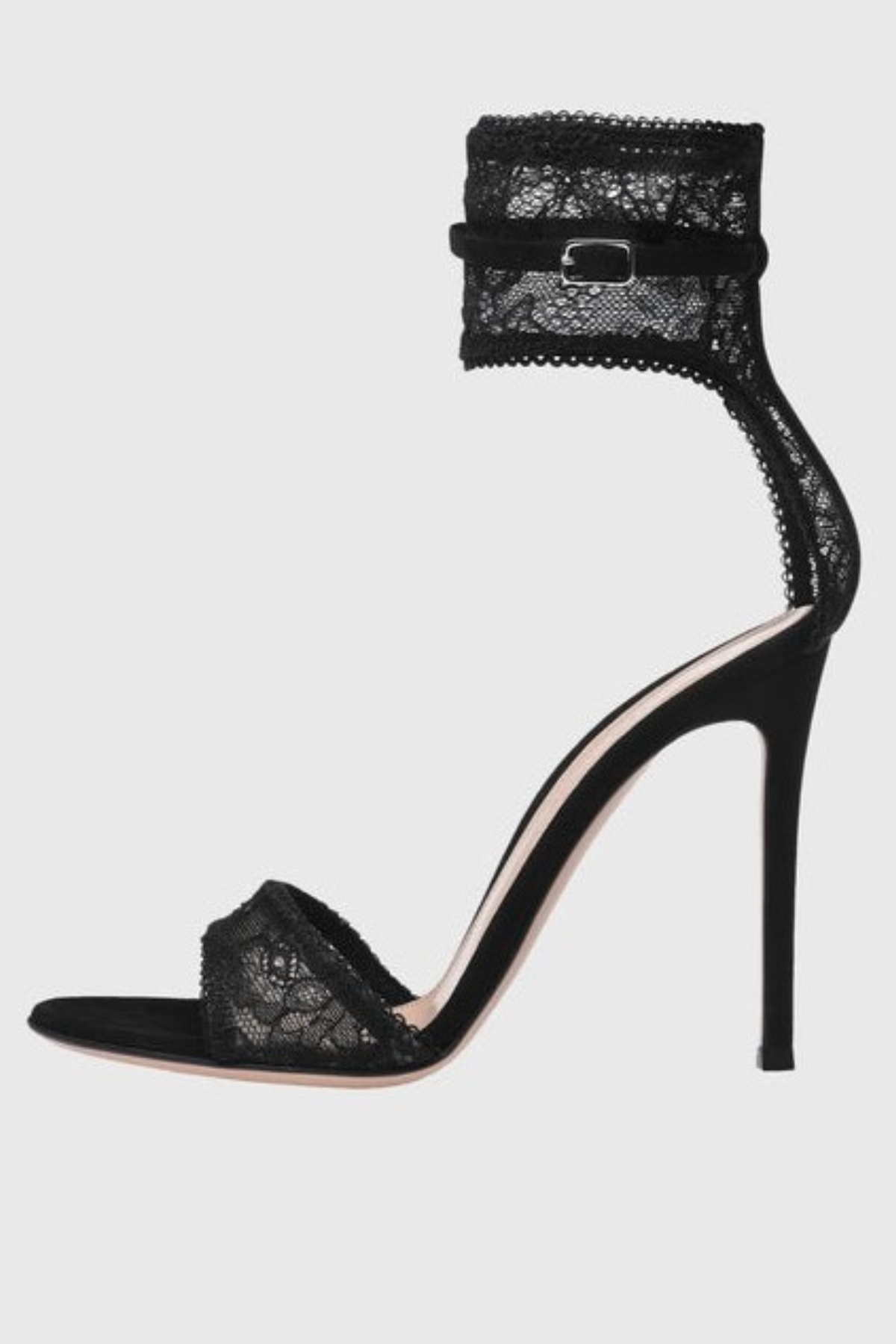 Beautifully Crafted Sandals in a Classic Style