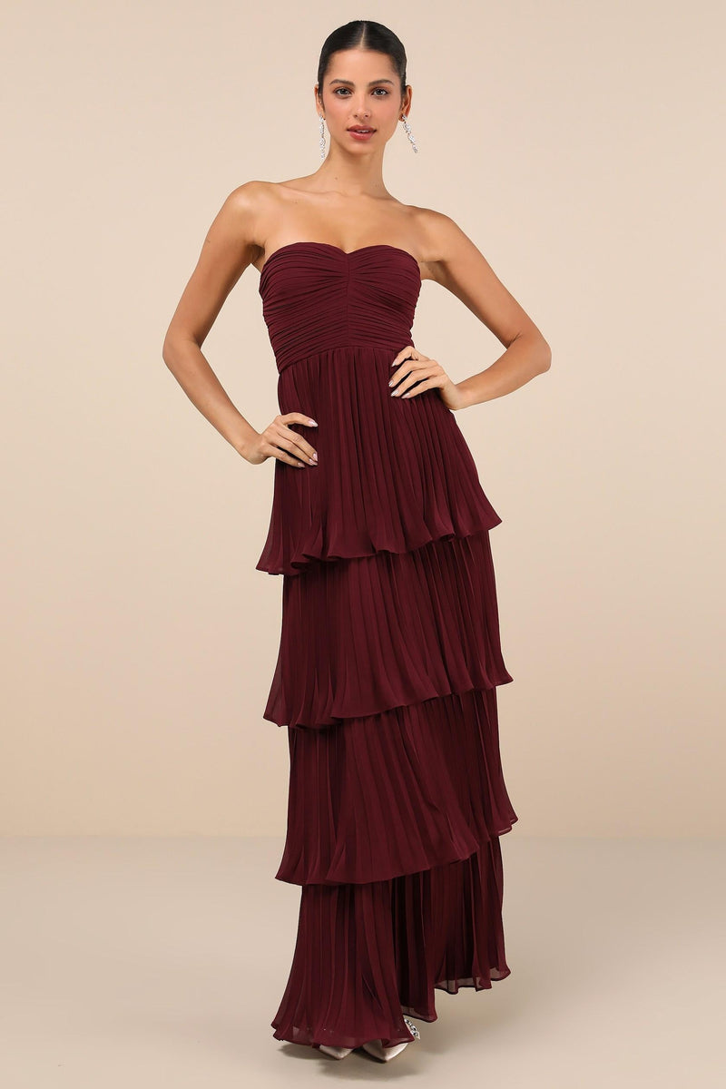 Gracefully Styled Dress for Any Occasion