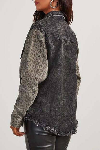 Well Tailored Jacket with a Graceful Silhouette