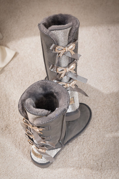 Polished Boots with an Effortless Classic Look