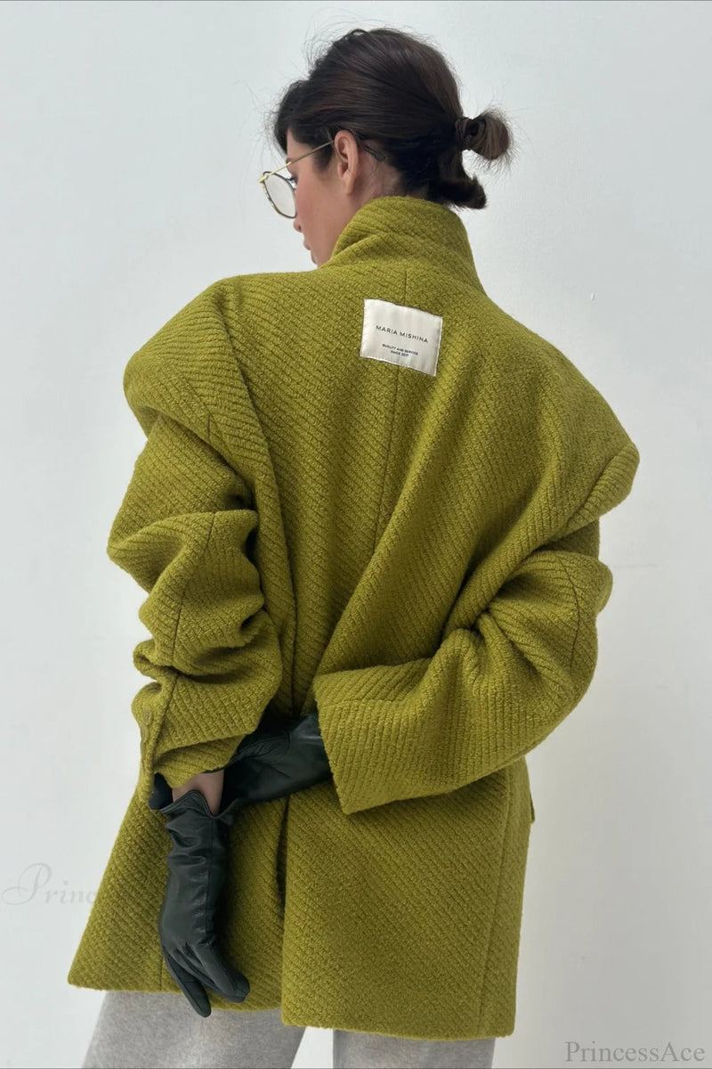 Beautifully Crafted Coat in a Classic Style