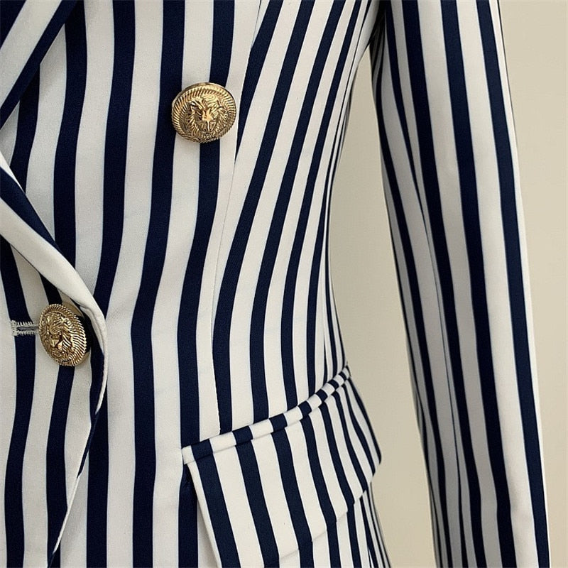 Beautifully Finished Garment in a Timeless Design