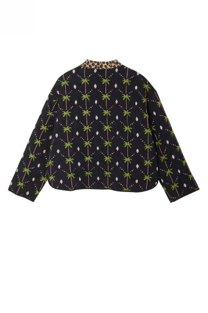 Gracefully Styled Jacket for Any Occasion