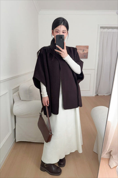 Effortlessly Elegant Coat with a Timeless Design