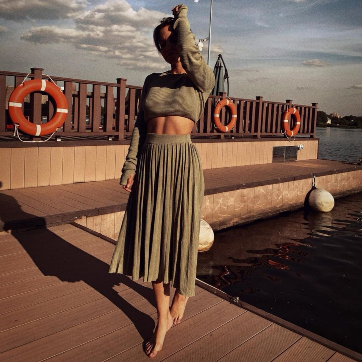 Effortlessly Elegant Sweater with a Timeless Design