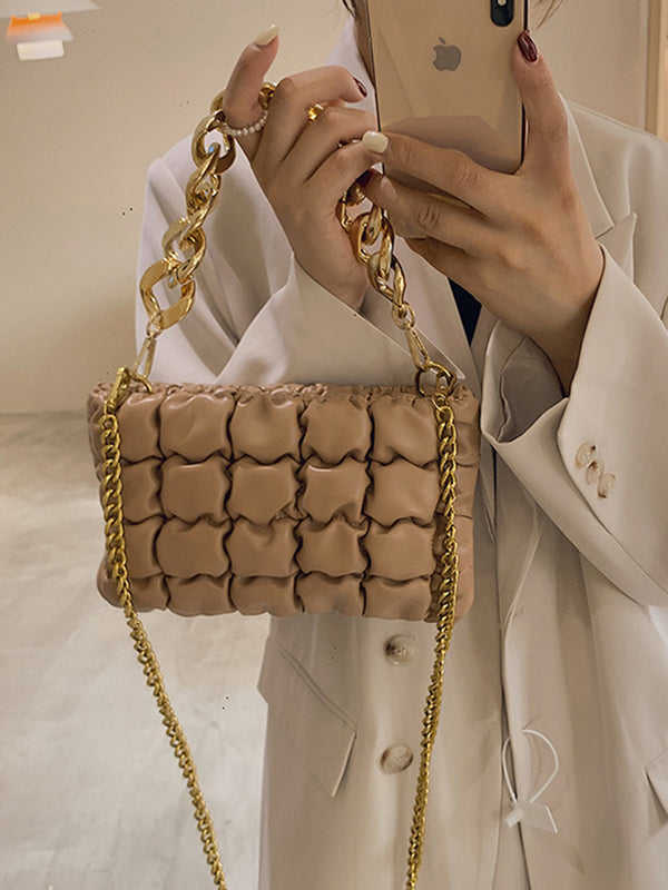 Effortlessly Elegant Bag with a Timeless Design