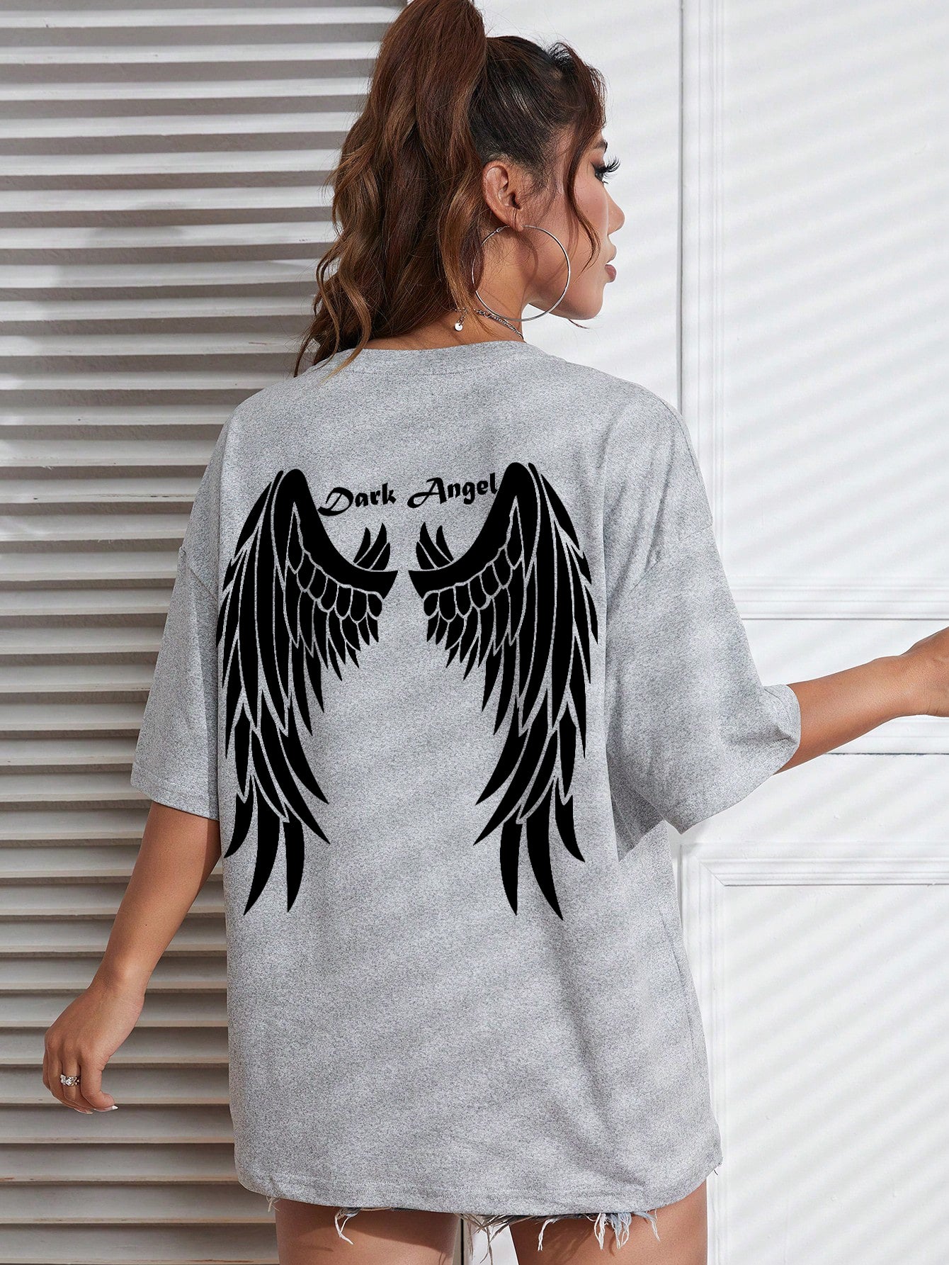 Elegantly Styled T-Shirt for Everyday Wear
