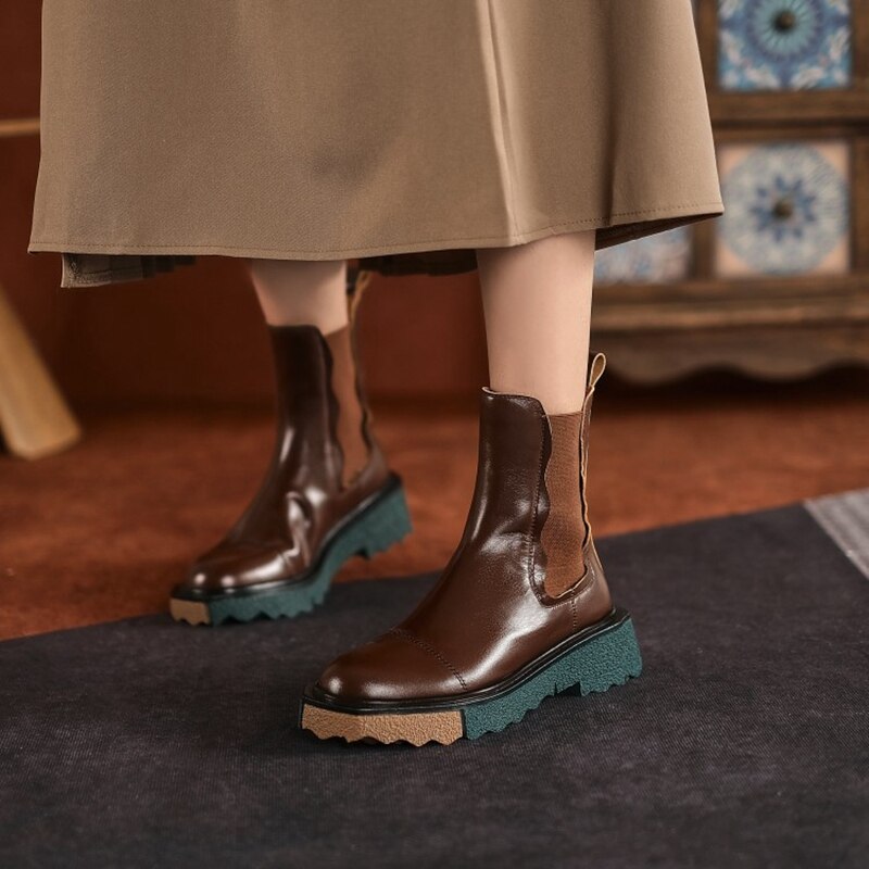 Polished Shoes with an Effortless Classic Look