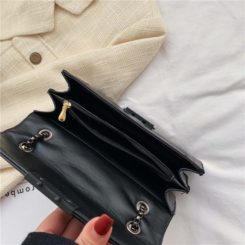 Beautifully Crafted Bag in a Classic Style