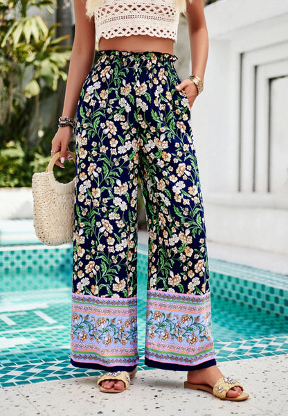 Classic Vintage Pants with a Flattering Fit