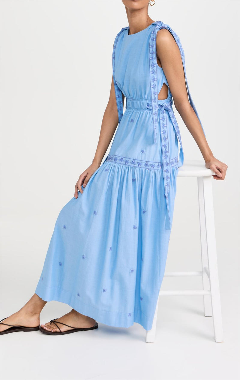 Classic Vintage & Enduringly Stylish Dress