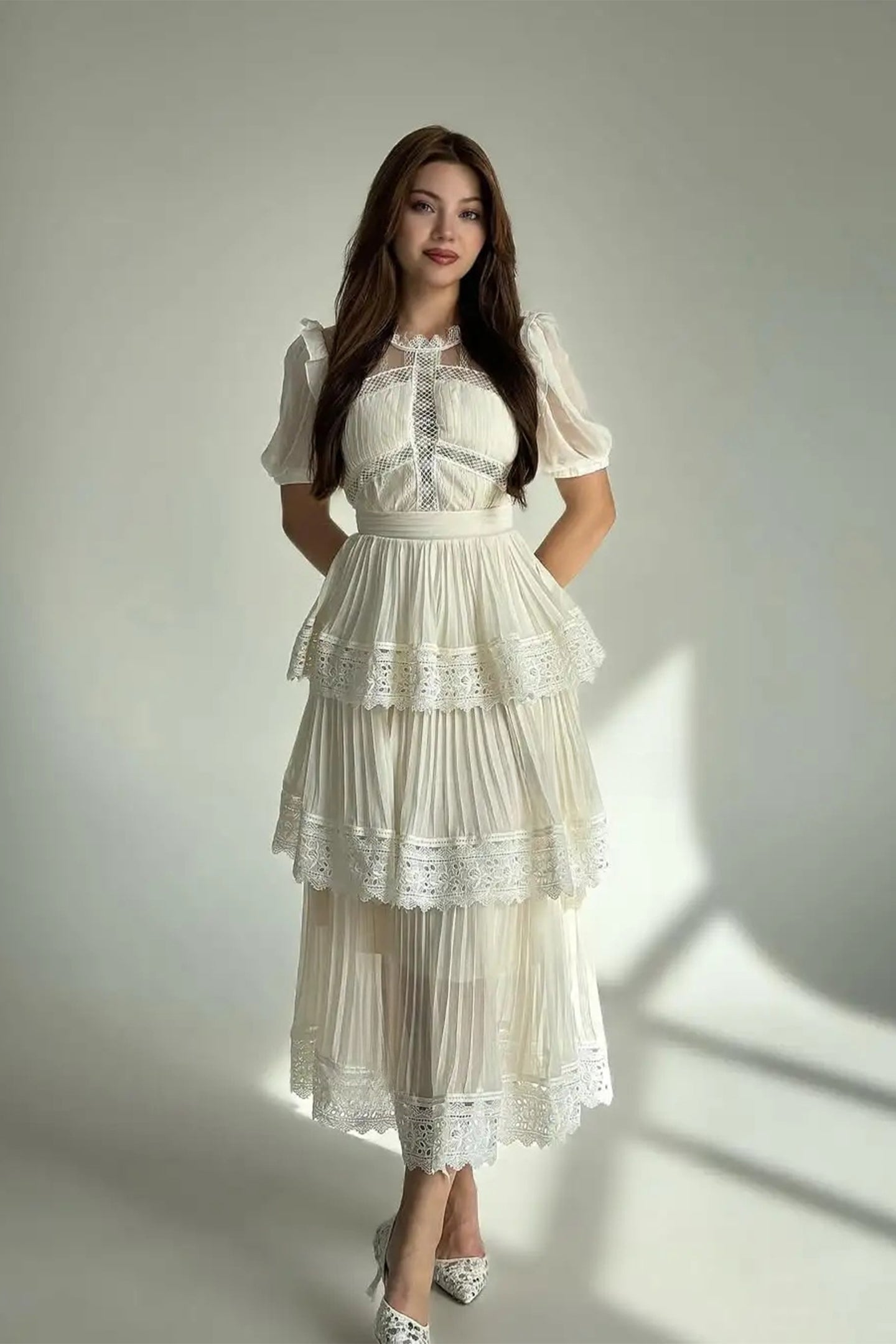 Well Tailored Dress with a Graceful Silhouette