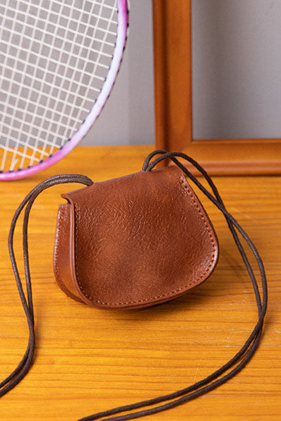 Well Tailored Bag with a Graceful Silhouette