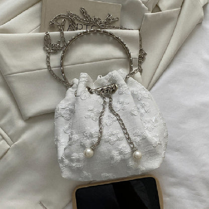 Effortlessly Elegant Bag with a Timeless Design