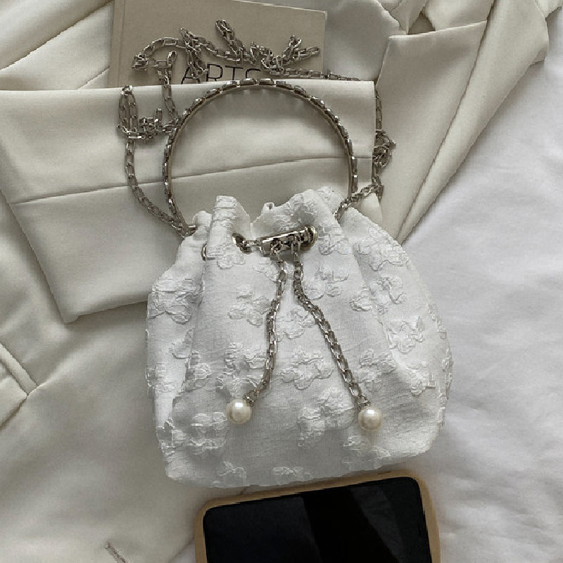 Effortlessly Elegant Bag with a Timeless Design