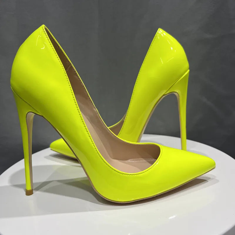 A Vintage Style Heels with Delicate Timeless Details