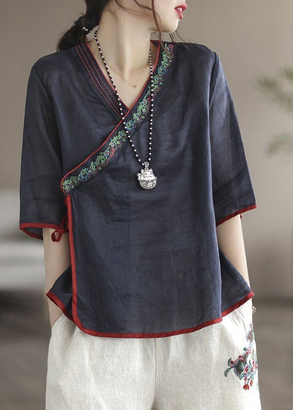 Elegantly Styled Blouse for Everyday Wear