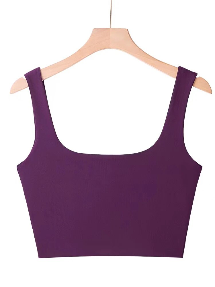 Effortlessly Elegant Top with a Timeless Design
