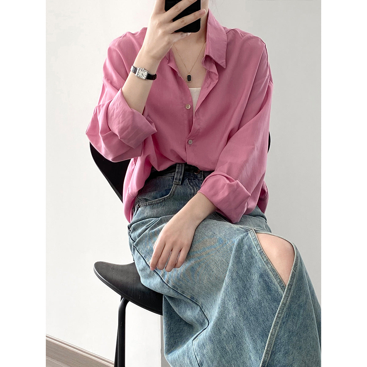 Well Tailored Shirt with a Graceful Silhouette