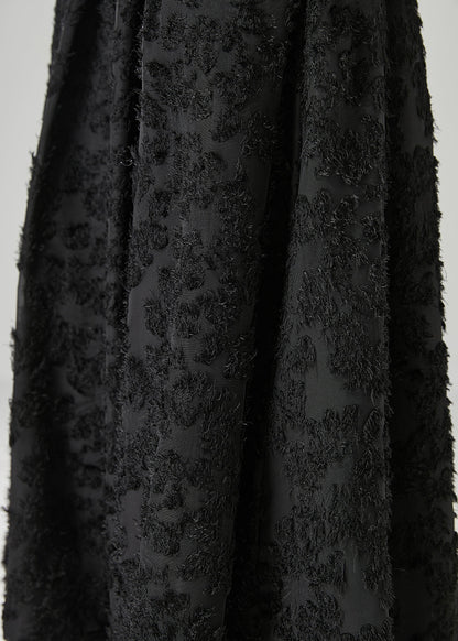 Well Tailored Garment with a Graceful Silhouette