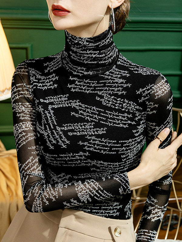 Effortlessly Elegant T-Shirt with a Timeless Design