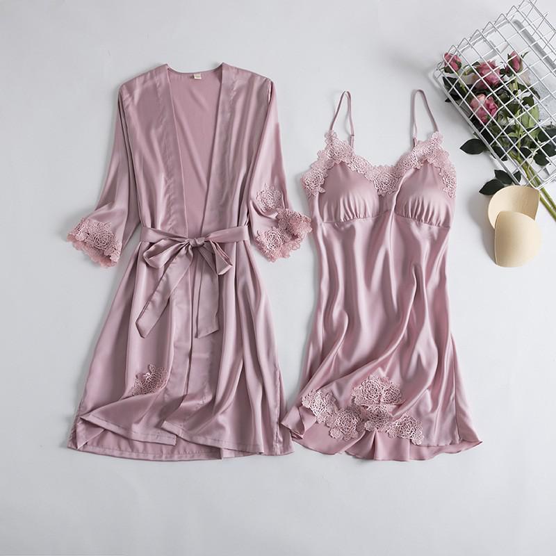 Well Tailored Garment with a Graceful Silhouette