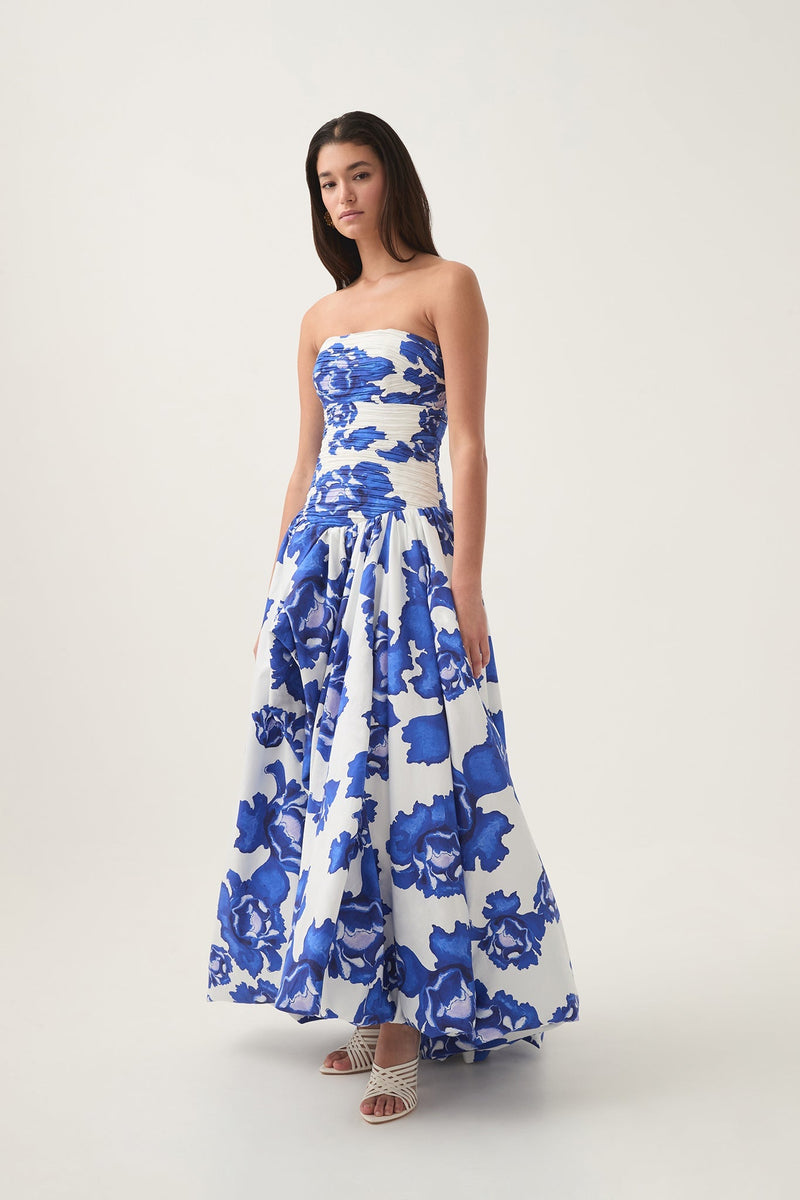 A Vintage Style Garment with Delicate Timeless Details