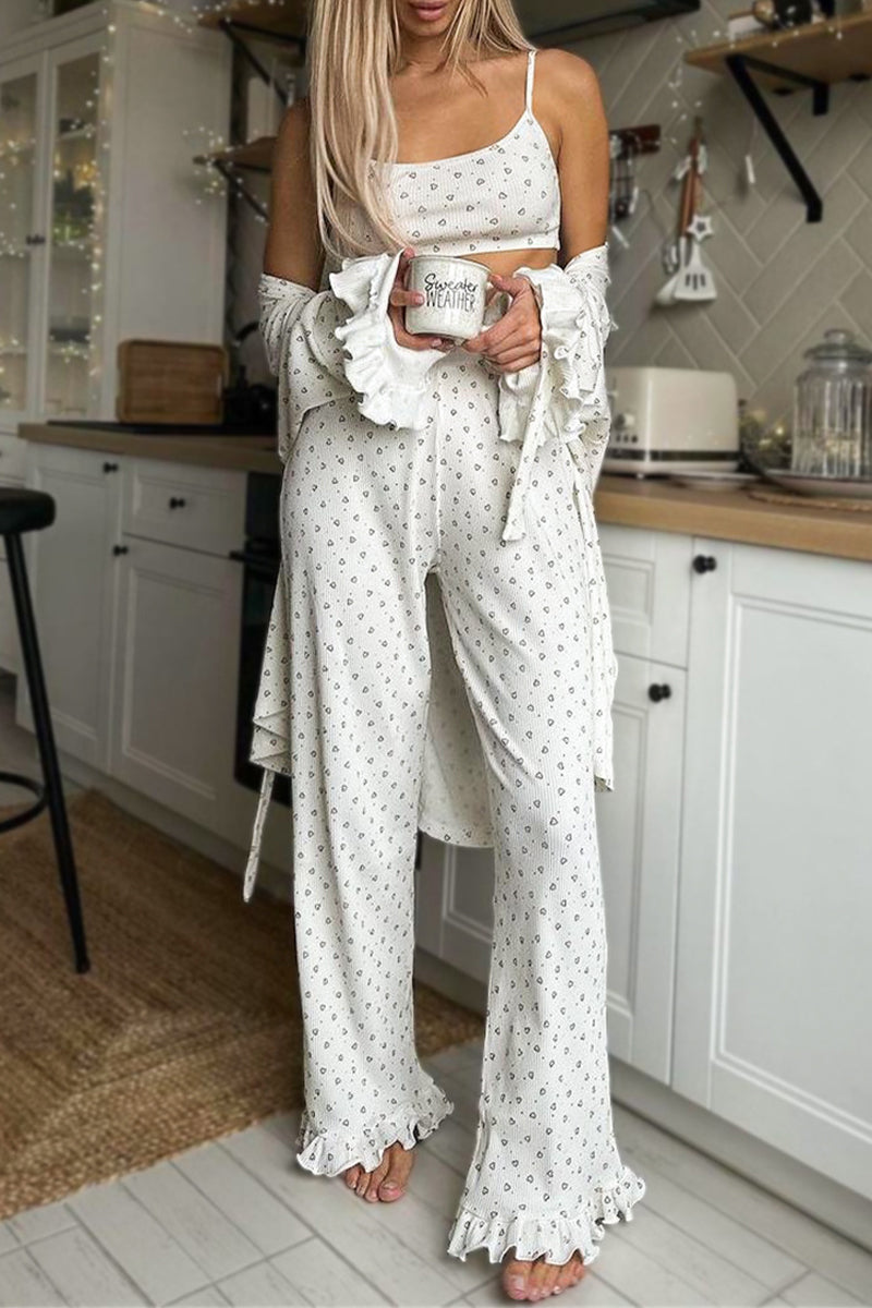 Effortlessly Elegant Garment with a Timeless Design