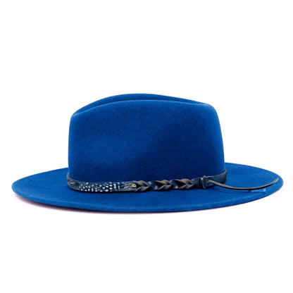 Sophisticated Garment with a Clean Classic Look