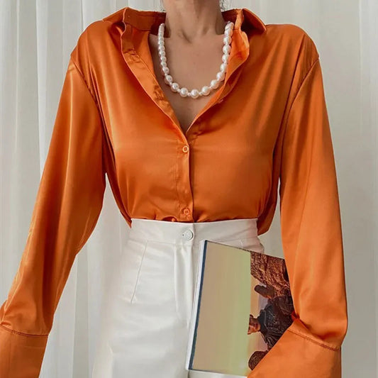 Beautifully Crafted Blouse in a Classic Style