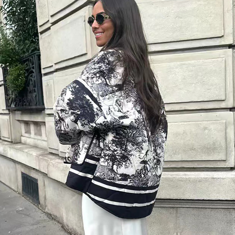 Gracefully Styled Jacket for Any Occasion
