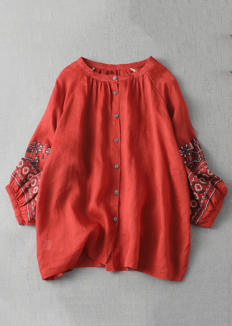Classic Vintage Shirt with a Flattering Fit