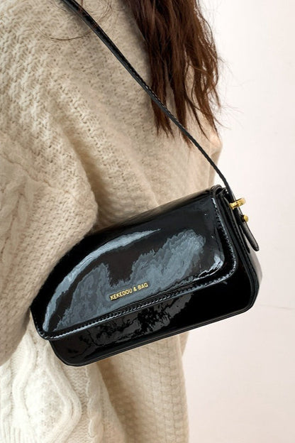 A Vintage Style Bag with Delicate Timeless Details