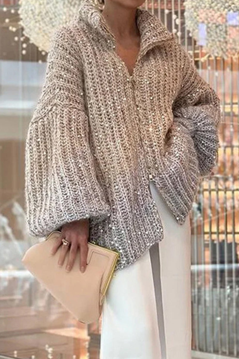 Well Tailored Sweater with a Graceful Silhouette