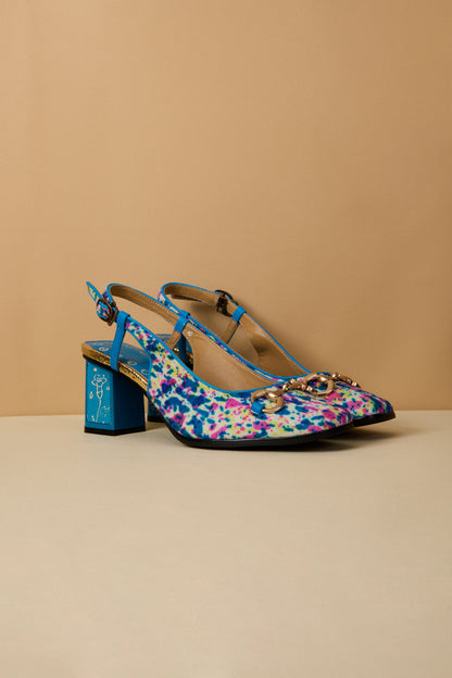 Classic Vintage Garment with a Flattering Fit