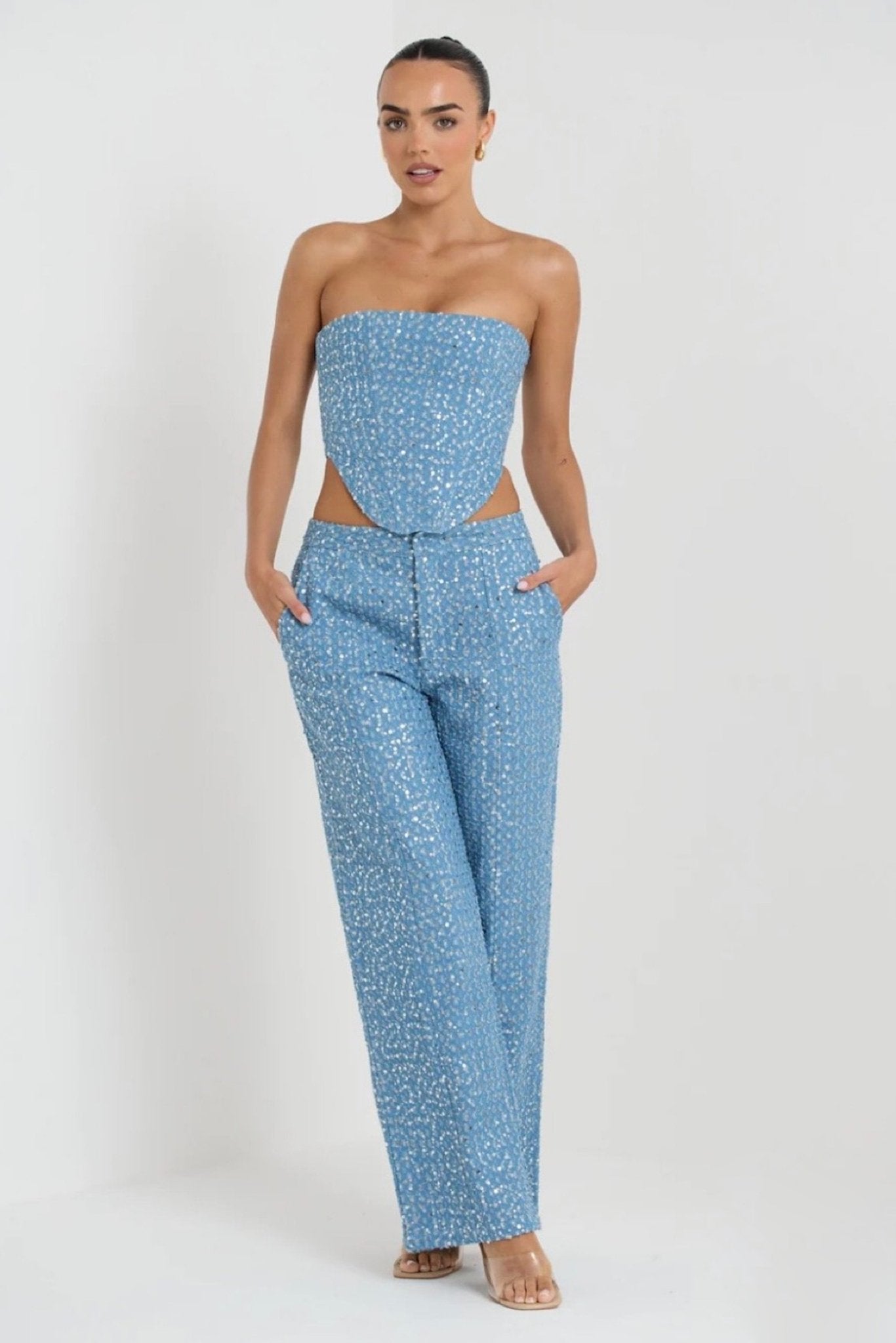 Sophisticated Pants with a Clean Classic Look