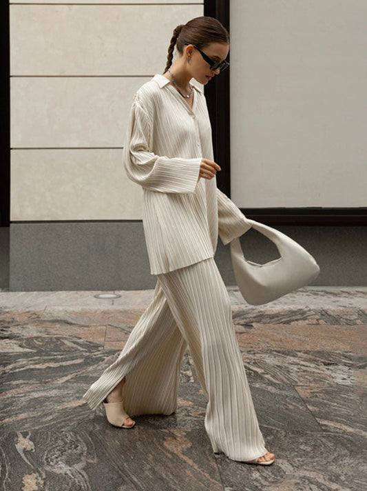 Beautifully Crafted Blouse in a Classic Style