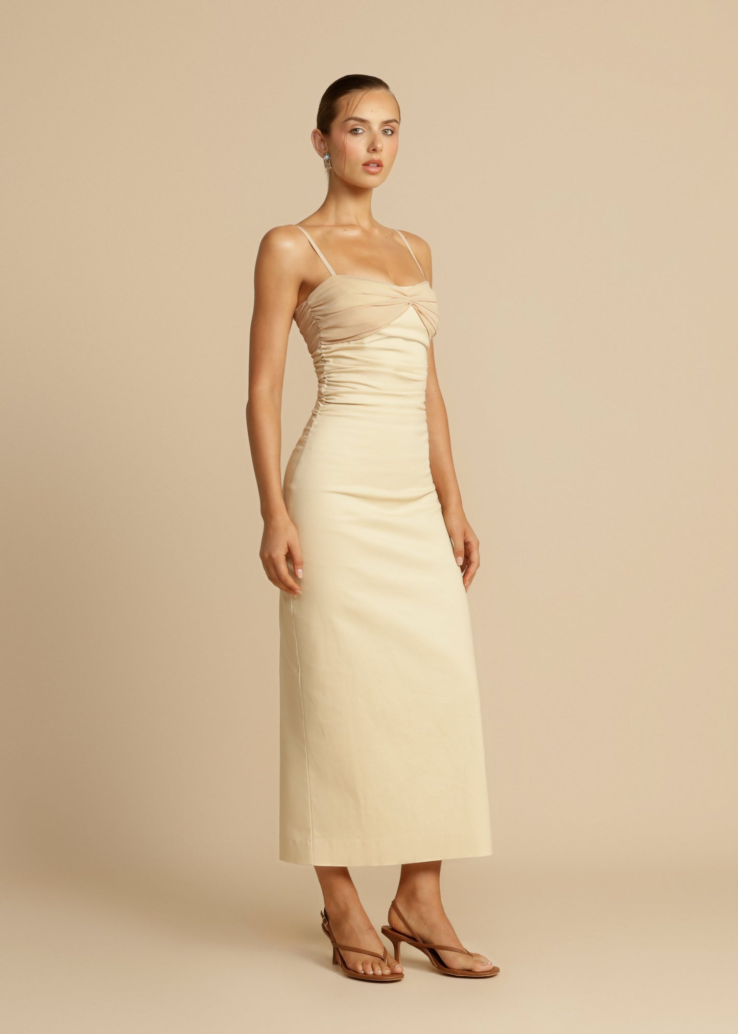 Classic Vintage Dress with a Flattering Fit