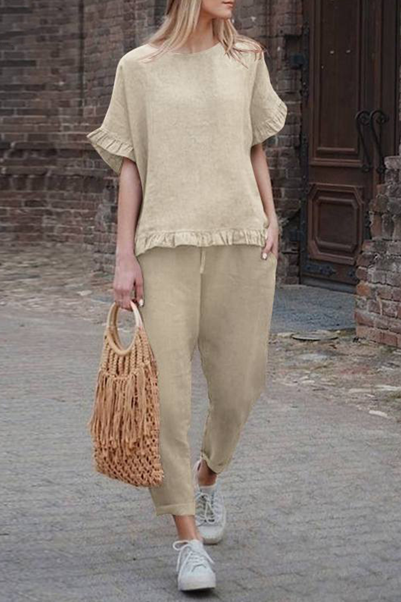 Gracefully Styled Garment for Any Occasion