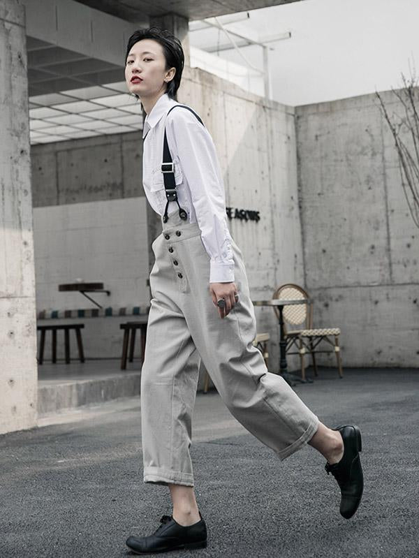 Effortlessly Elegant Garment with a Timeless Design