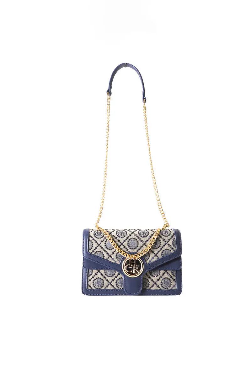 Sophisticated Bag with a Clean Classic Look