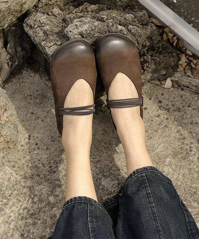 Sophisticated Garment with a Clean Classic Look