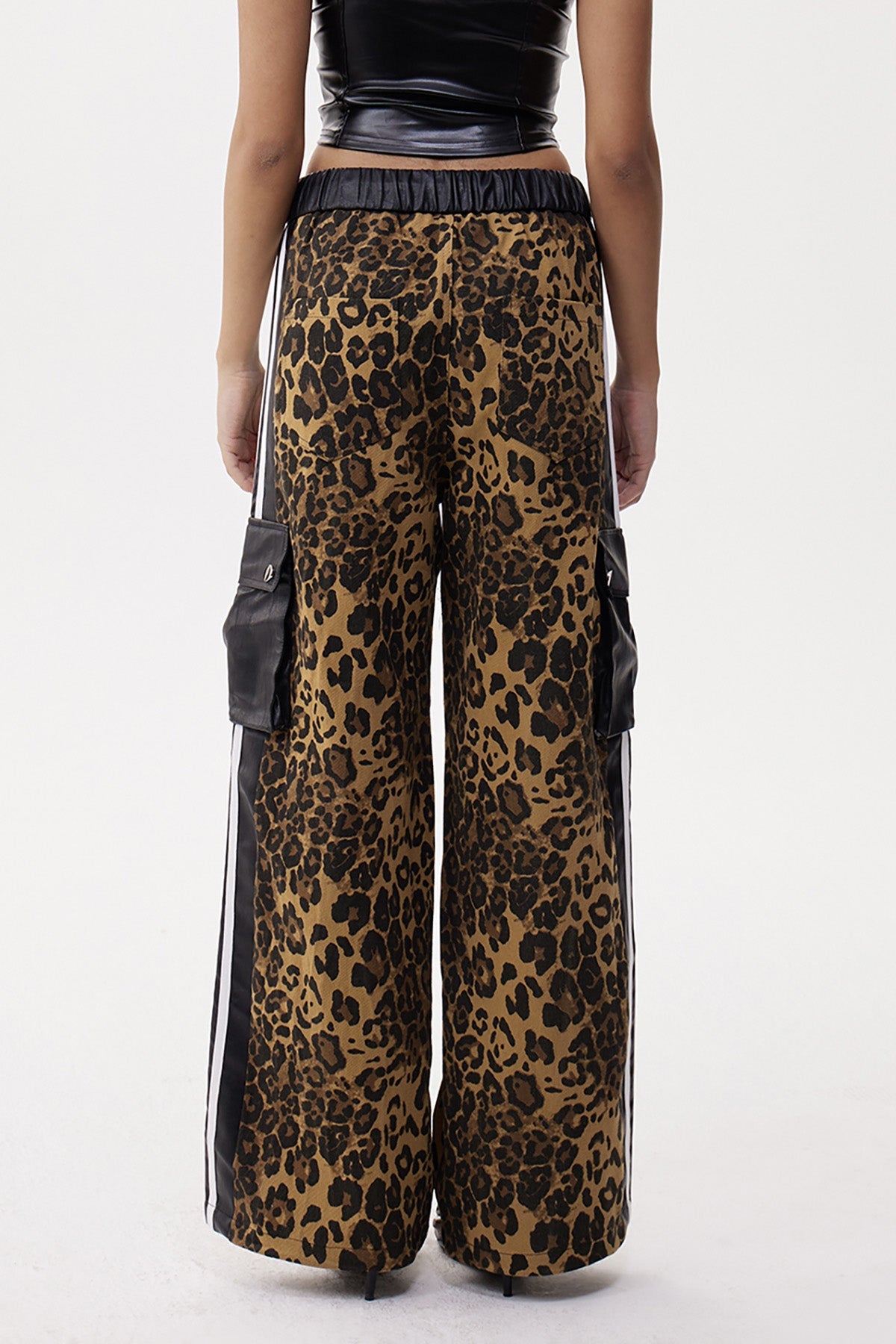 Beautifully Finished Garment in a Timeless Design