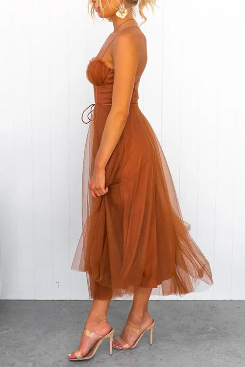 Sophisticated Dress with a Clean Classic Look