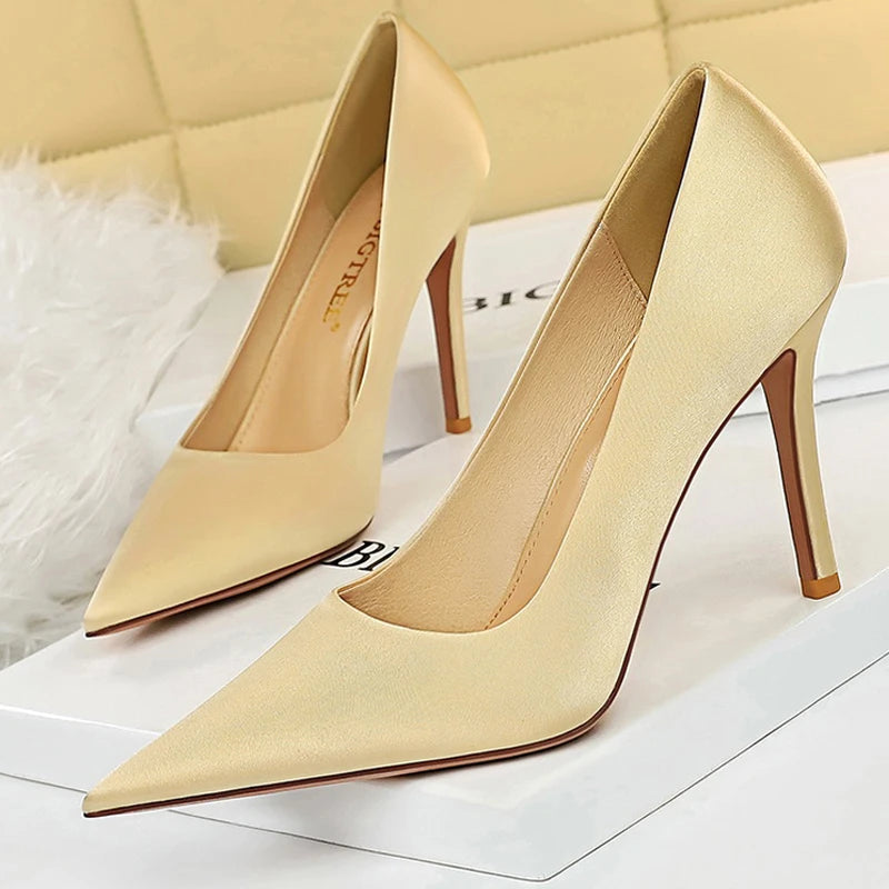 Vintage Inspired Heels with a Contemporary Edge