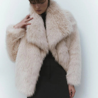 Polished Coat with an Effortless Classic Look